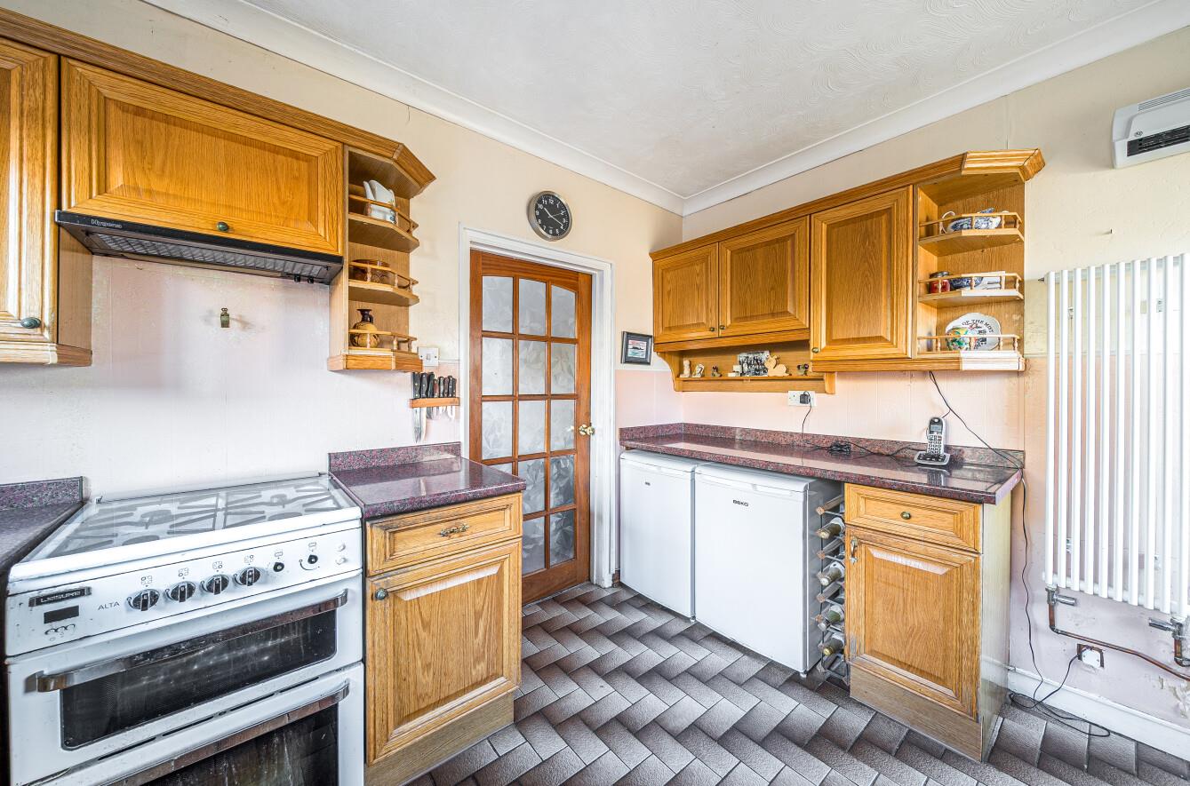 Fairy Grove, Killay, Swansea, SA2 7BY